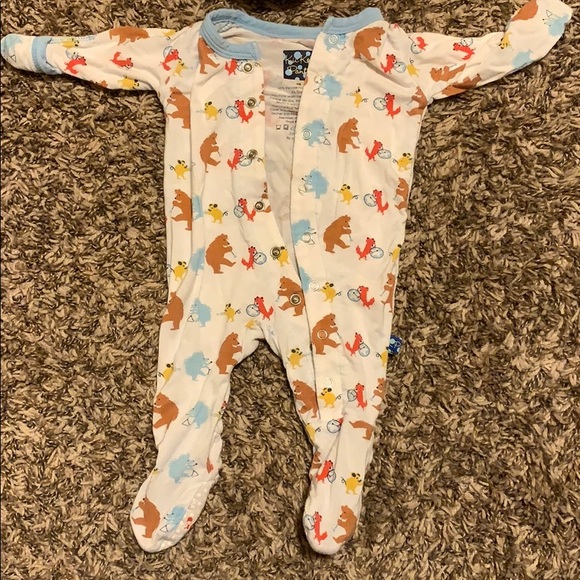 Kickee Pants Other - KicKee newborn onesie